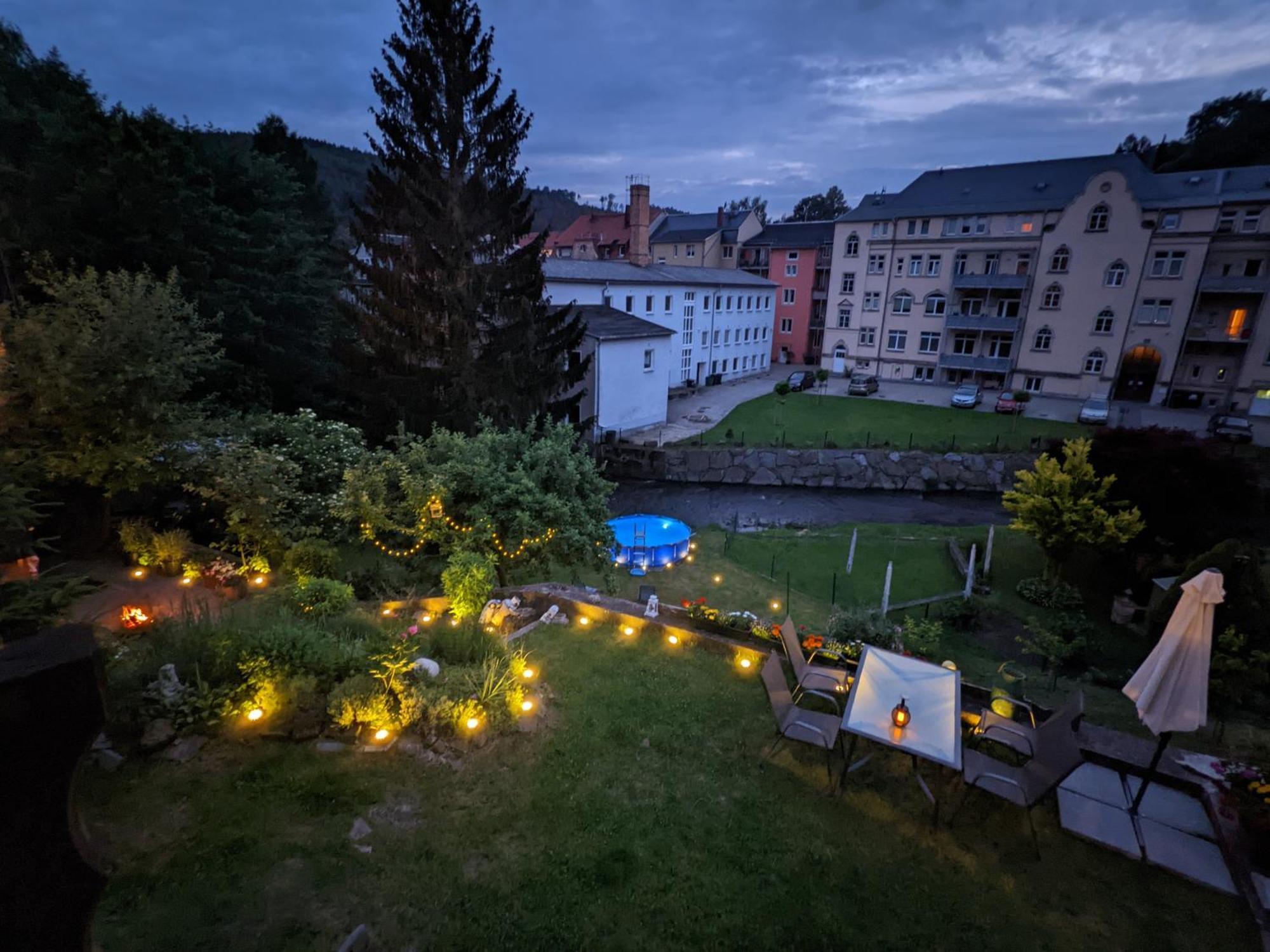 F4 - Urlaubsmagie - Grosse Wohnung Fuer Bis Zu 10 Personen Sebnitz Esterno foto