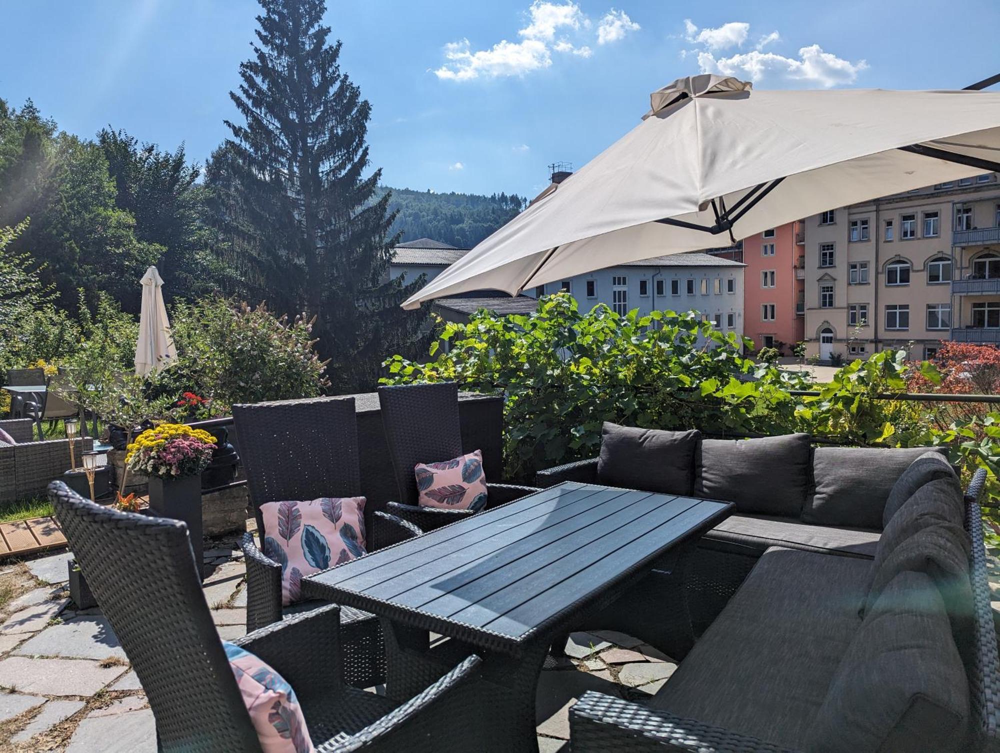 F4 - Urlaubsmagie - Grosse Wohnung Fuer Bis Zu 10 Personen Sebnitz Esterno foto