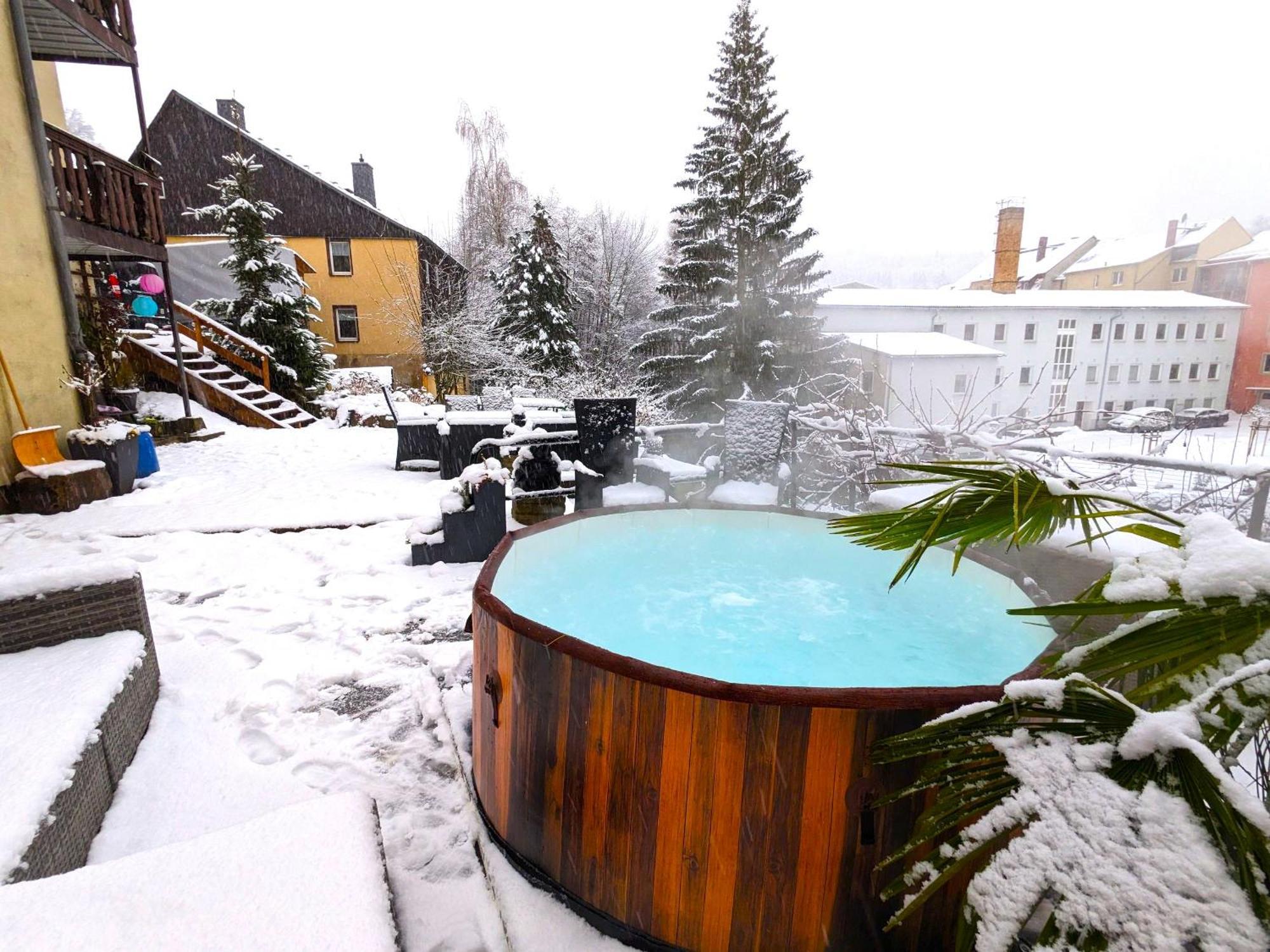 F4 - Urlaubsmagie - Grosse Wohnung Fuer Bis Zu 10 Personen Sebnitz Esterno foto
