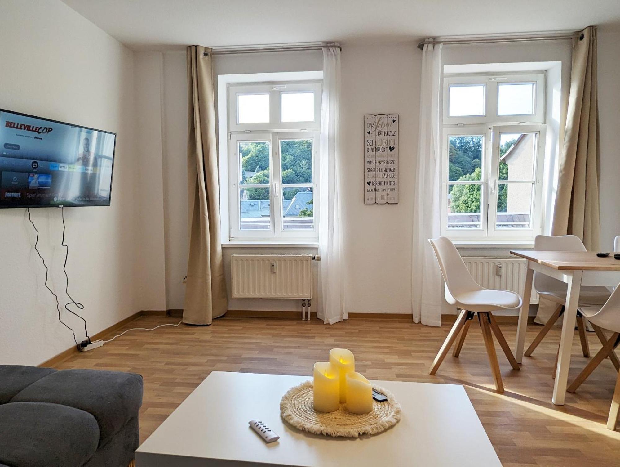 F4 - Urlaubsmagie - Grosse Wohnung Fuer Bis Zu 10 Personen Sebnitz Esterno foto