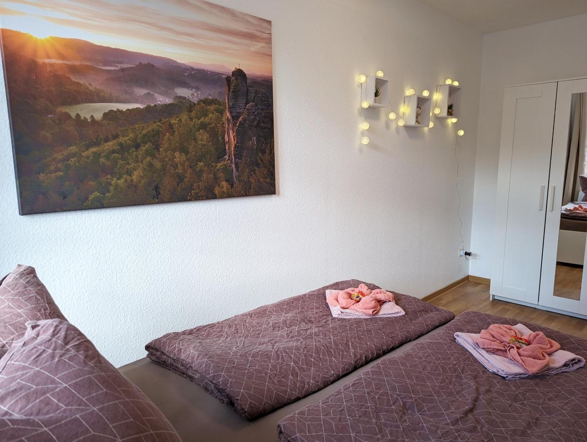 F4 - Urlaubsmagie - Grosse Wohnung Fuer Bis Zu 10 Personen Sebnitz Esterno foto